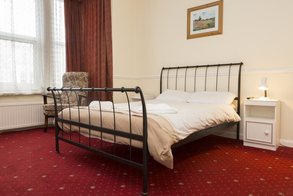 Southend Guest House - Close To Beach, Train Station & Southend Airport Pokój zdjęcie