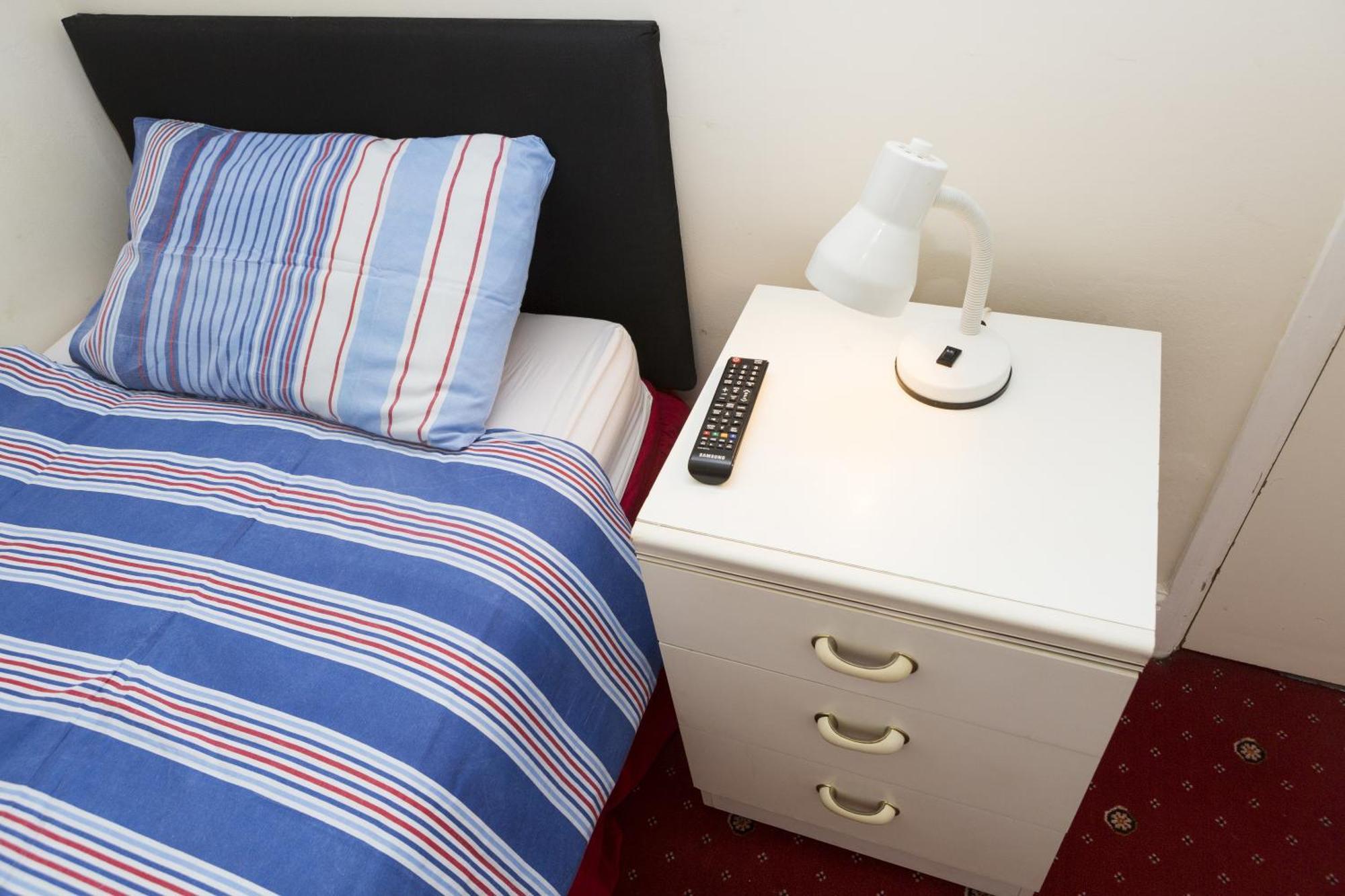 Southend Guest House - Close To Beach, Train Station & Southend Airport Pokój zdjęcie