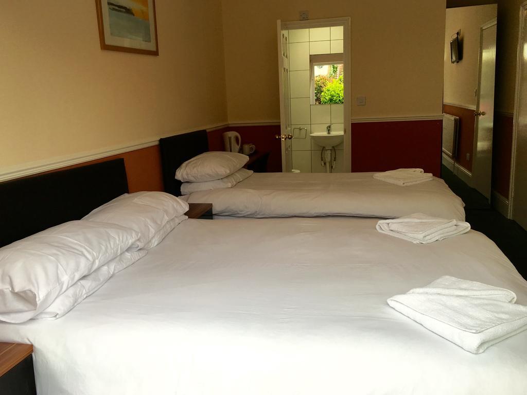 Southend Guest House - Close To Beach, Train Station & Southend Airport Zewnętrze zdjęcie