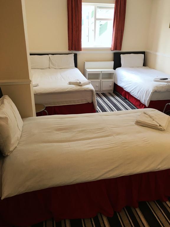 Southend Guest House - Close To Beach, Train Station & Southend Airport Zewnętrze zdjęcie